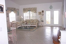 Beautiful Gated Community Home in Fort Myers, FL (Photo 3 of 6)