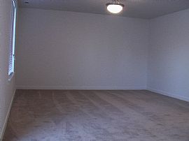 $200 OFF FIRST MONTH NEW TOWNHOME in Vancouver, WA (Photo 3 of 6)