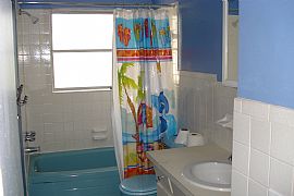 Home for Rent in Largo, FL (Photo 5 of 6)