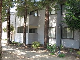 Remodeled Condo FREE 1st Month (OAC) in Sacramento, CA (Photo 2 of 6)