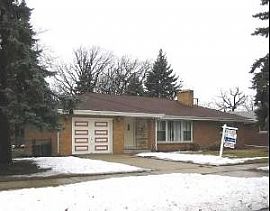 RTO Brick 3 Bed Ranch on oversized Lot in Park Ridge, IL