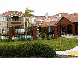 Folsom Luxury Condos with Garage in Folsom, CA (Photo 1 of 5)