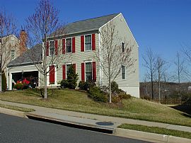 Beautiful 5BR, 3.5baths with no neighbor in Stafford, VA