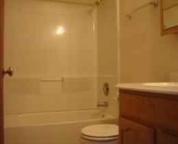 1 bedroom apartments near McHenry in McHenry, IL (Photo 4 of 4)