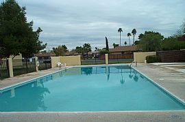 Terrific Two Bedroom Townhome For Rent in Mesa, AZ (Photo 2 of 6)