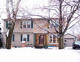 RTO 1/2+ Acre with 5 Bedroom Home! in Elgin, IL
