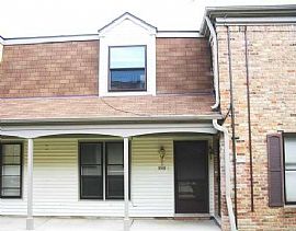 RTO 2 Story Townhm-2 Bed, Pool+Clubhouse in Hoffman Estates, IL
