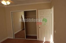 SILVERLAKE QUITE 5 UNIT BLD CLOSE TO ALL in Silver Lake, CA (Photo 4 of 5)