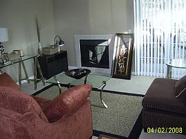 Newly Renovated 2 Bedroom, 2 Bath  in Kent, WA (Photo 4 of 5)