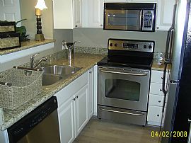 Newly Renovated 2 Bedroom, 2 Bath  in Kent, WA