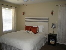 Luxury Condo...Cable INCLUDED in Port Orange, FL (Photo 3 of 5)