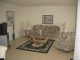 2/2 CONDO Pompano Bch. Near Beach in Pompano Beach, FL