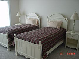 2/2 Condo in Charlevoix Country Club - Rent/sale Or Trade in Charlevoix, MI (Photo 4 of 6)