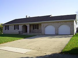 Ranch 3 br 2.5 bath Pet ok Full basment in Bartlett, IL