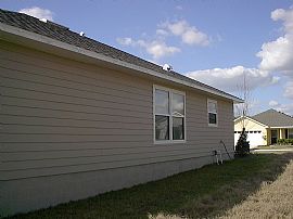 Beautiful, peaceful new home in Alachua, FL (Photo 6 of 6)