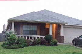 $1325 for 3/2 in Great Neighborhood! in Denton, TX
