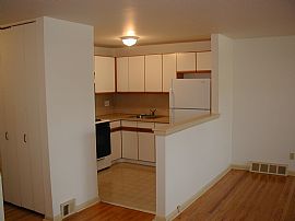 Great 1st floor Duplex in Philadelphia, PA