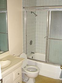 House 3BR/1.75bath 1400SqFt Lot 7000SqFt in San Gabriel, CA (Photo 5 of 6)