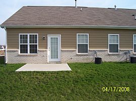 Open and Spacious 2BR Condo in Westfield, IN (Photo 2 of 6)