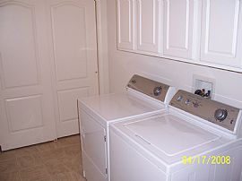 Open and Spacious 2BR Condo in Westfield, IN (Photo 5 of 6)