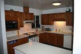 4 Bedroom Red Brick Home in Tucson, AZ (Photo 3 of 3)