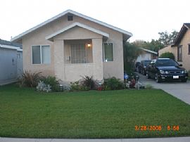 HOME FOR RENT in North Long Beach, CA