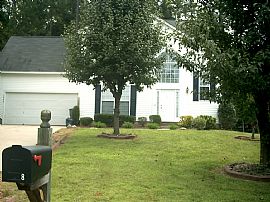 Beautiful Home in Northwoods Community in Charlotte, NC