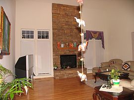 4BR,2.5BTH,3lvl,3200SQFT,1/2ACR,SFH in South Riding, VA (Photo 4 of 5)