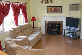 Immaculate 3br in Enfield CT for RENT in Enfield, CT (Photo 2 of 6)