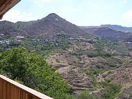 luxurious house in a tourist town in Jerome, AZ (Photo 6 of 6)