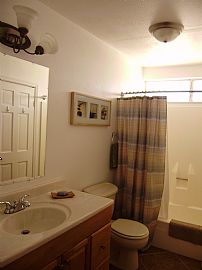 Furnished W/garage Near Mcagcc Includes Utilities! in Twentynine Palms, CA (Photo 4 of 12)