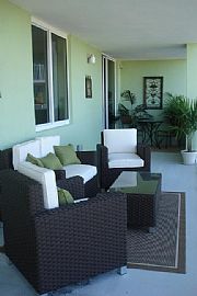 $1,300! BRAND NEW! AMAZING UNIT! SPECIAL in Miami, FL