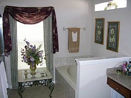 Nearly New 4 Bedroom in Deltona - Gated  in Deltona, FL (Photo 4 of 6)