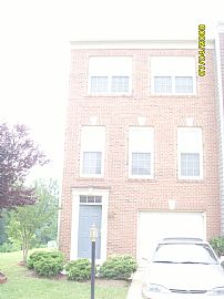 Spacious Brick Front End-Unit Townhome in Alexandria, VA