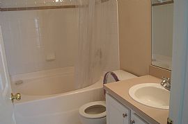 Townhouse in Gated Community in Saint Petersburg, FL (Photo 6 of 6)