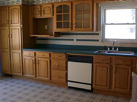 Spacious Holiday Park ranch in Plum, PA (Photo 2 of 3)