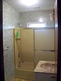 2 bedr, 1 bath, pets ok, central  in Kalamazoo, MI (Photo 2 of 4)