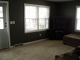 Close to Raytown High School in Raytown, MO (Photo 6 of 6)