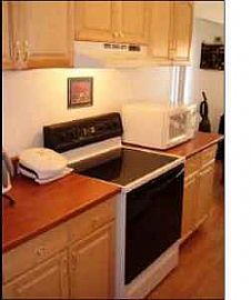 2 BED/1.5BATH COMMUTERS DREAM in Concord, CA (Photo 2 of 6)