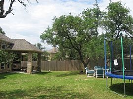 Beautiful Fully Furnished 4 Bed. House! in Austin, TX (Photo 4 of 4)