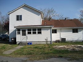 5 BR House for Rent 2183 SQ FT Ches.  Va in Chesapeake, VA (Photo 2 of 6)