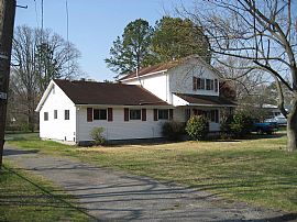 5 BR House for Rent 2183 SQ FT Ches.  Va in Chesapeake, VA (Photo 6 of 6)