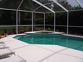 Large Executive Home in Gated Community in Valrico, FL (Photo 2 of 6)