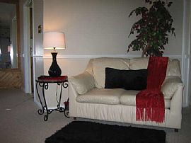 2 BR Garden condo Galveston near beach in Galveston, TX (Photo 2 of 6)