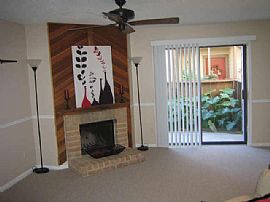 2 BR Garden condo Galveston near beach in Galveston, TX (Photo 4 of 6)