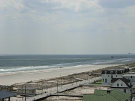 AC - 1BR ocnfrnt penthouse, pool, utils. in Atlantic City, NJ (Photo 2 of 5)