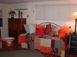 Bougan-Villa and Rose Cottage in New Braunfels, TX (Photo 2 of 6)