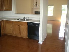 3BR - 3.5 Bath Gated 3 story end unit. in Kennesaw, GA (Photo 2 of 6)