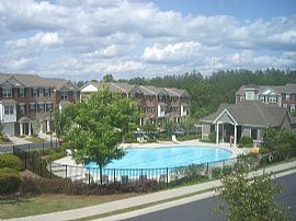 3BR - 3.5 Bath Gated 3 story end unit. in Kennesaw, GA (Photo 3 of 6)