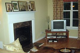 Spacious Top Floor 2 Bedroom Condo in Atlanta, GA